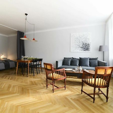 Designers Apartment In The Old Town Warschau Buitenkant foto