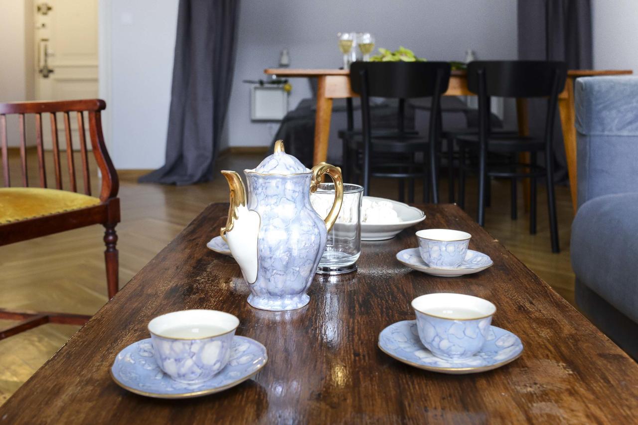 Designers Apartment In The Old Town Warschau Buitenkant foto